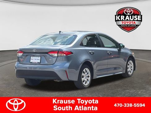 Used 2024 Toyota Corolla LE FWD image 5