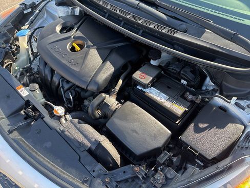 Used 2016 Kia Forte LX image 28