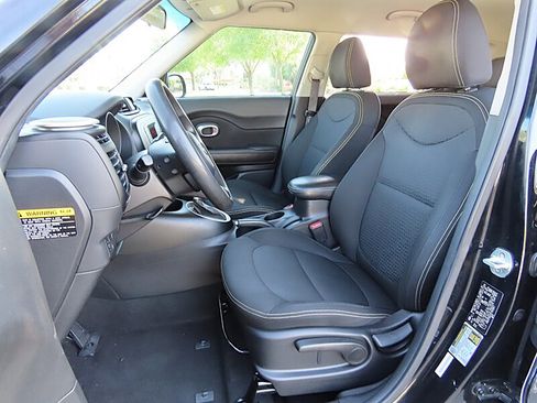 Used 2014 Kia Soul + w/ Eco Package FWD image 9