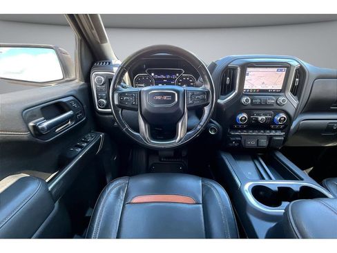 Used 2022 GMC Sierra 1500 AT4 w/ AT4 Premium Package AWD/4WD image 8