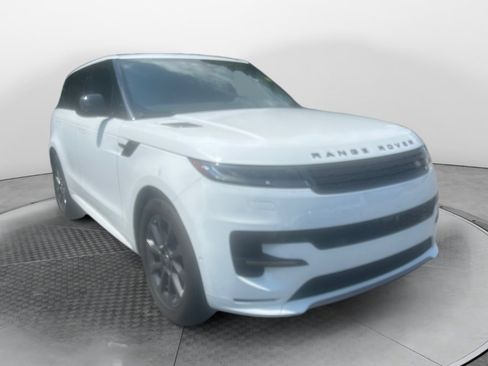 Used 2025 Land Rover Range Rover Sport Dynamic SE AWD/4WD image 3
