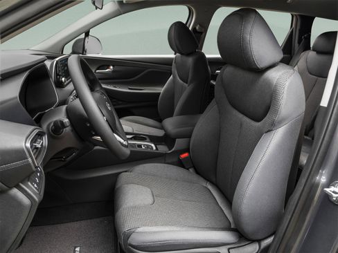 Used 2019 Hyundai Santa Fe AWD image 16