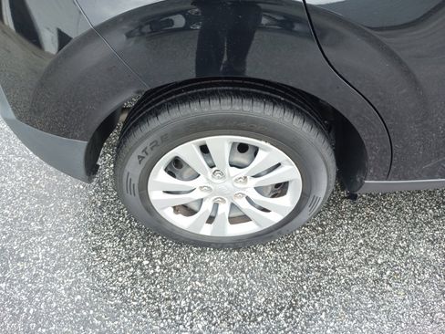 Used 2021 Kia Soul LX FWD image 27