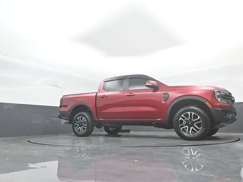Certified 2025 Ford Ranger Lariat w/ FX4 Off-Road Package AWD/4WD image 34