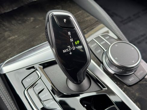 Used 2023 BMW 540i w/ M Sport Package RWD image 34