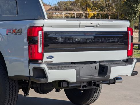 New 2026 Ford F250 Platinum w/ FX4 Off-Road Package image 6