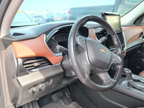Used 2018 Chevrolet Traverse High Country AWD/4WD image 9