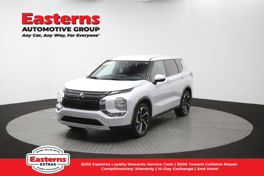 Used 2024 Mitsubishi Outlander SE FWD image 57