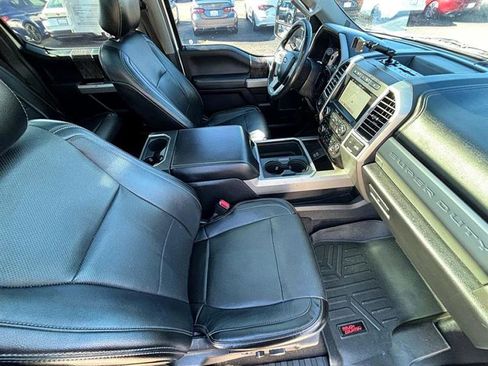 Used 2017 Ford F250 Lariat w/ Lariat Ultimate Package image 51