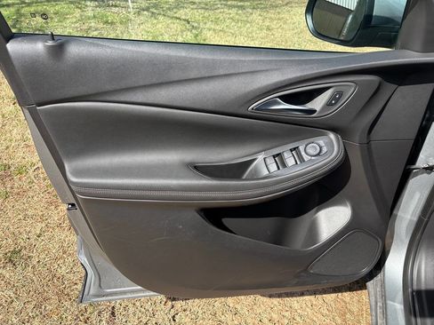 Used 2025 Buick Encore GX Preferred image 9