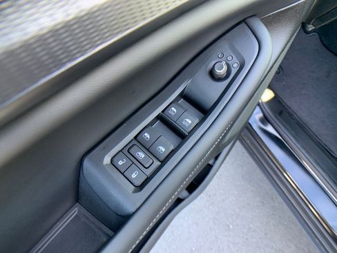 New 2026 Jeep Grand Cherokee Laredo X AWD/4WD image 11