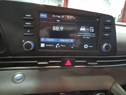 Used 2023 Hyundai Elantra SEL w/ Cargo Package image 23