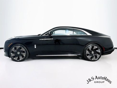 Used 2024 Rolls-Royce Spectre w/ Spectre Launch Package image 4