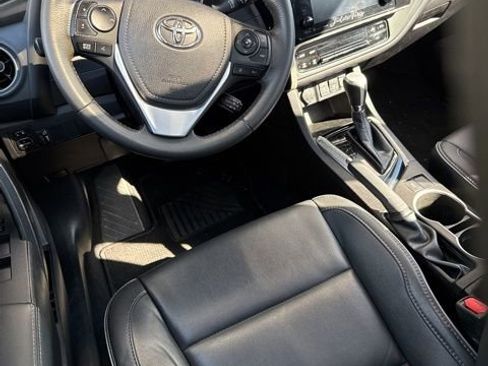 Used 2018 Toyota Corolla L image 8