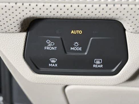 New 2025 Volkswagen Atlas SEL Premium R-Line image 24