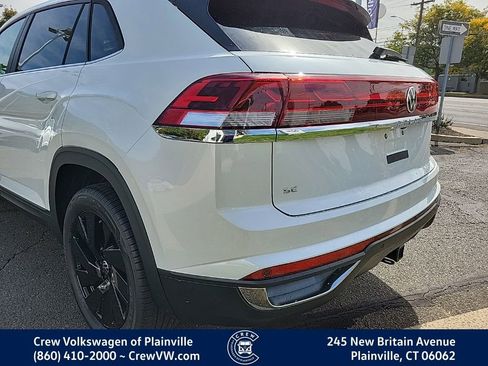 New 2026 Volkswagen Atlas Cross Sport SE image 11