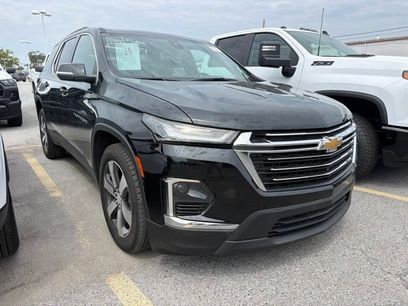 Used 2023 Chevrolet Traverse LT w/ LT Premium Package
