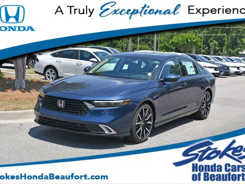 New 2026 Honda Accord Touring image 1