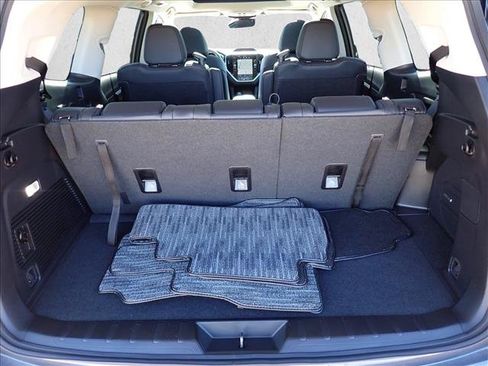 Used 2026 Subaru Ascent Limited AWD/4WD image 8