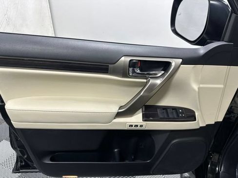 Used 2021 Lexus GX 460 Premium w/ Premium Package AWD/4WD image 14