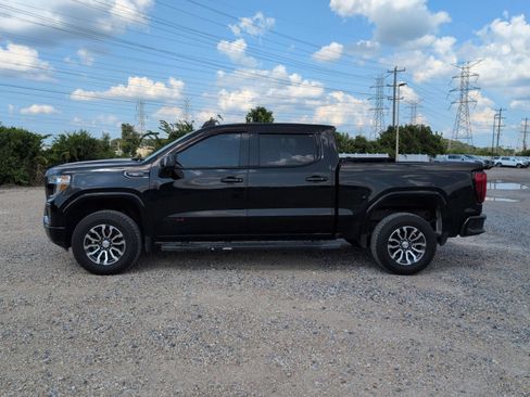 Used 2020 GMC Sierra 1500 AT4 w/ AT4 Premium Package AWD/4WD image 2