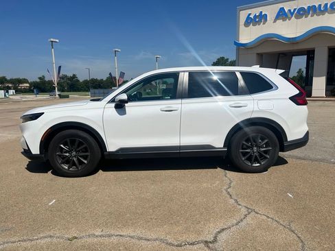 Used 2026 Honda CR-V EX-L image 8