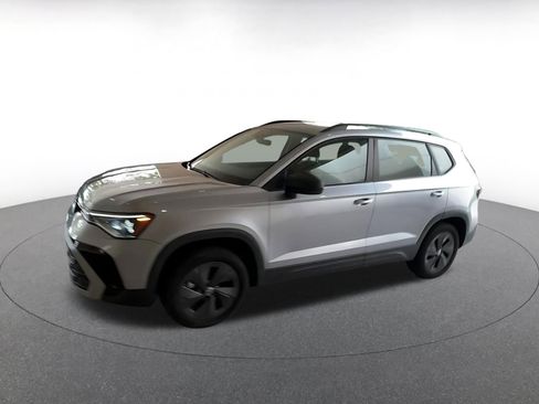 Used 2025 Volkswagen Taos S image 8