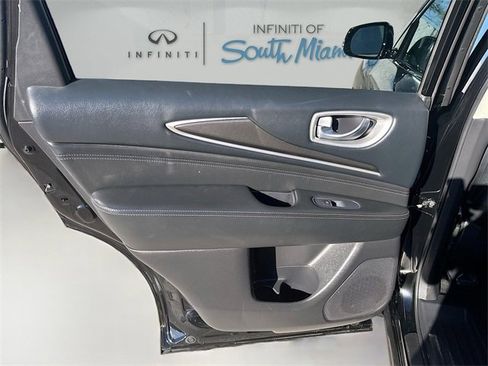 Used 2019 INFINITI QX60 Luxe w/ Essential Package image 26