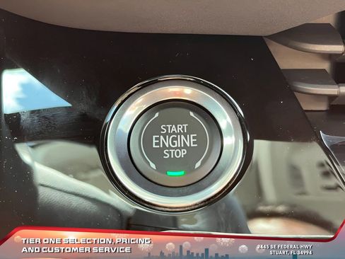 New 2025 Buick Envision Sport Touring image 27