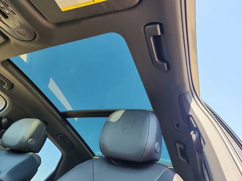 Certified 2024 Porsche Cayenne image 14