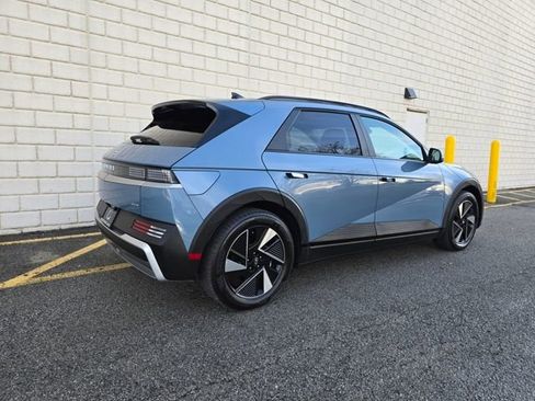 Used 2025 Hyundai Ioniq 5 SEL image 6