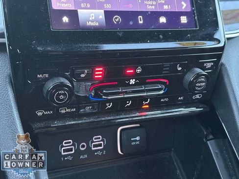 Used 2023 Jeep Grand Cherokee L Laredo w/ Luxury Tech Group I image 31