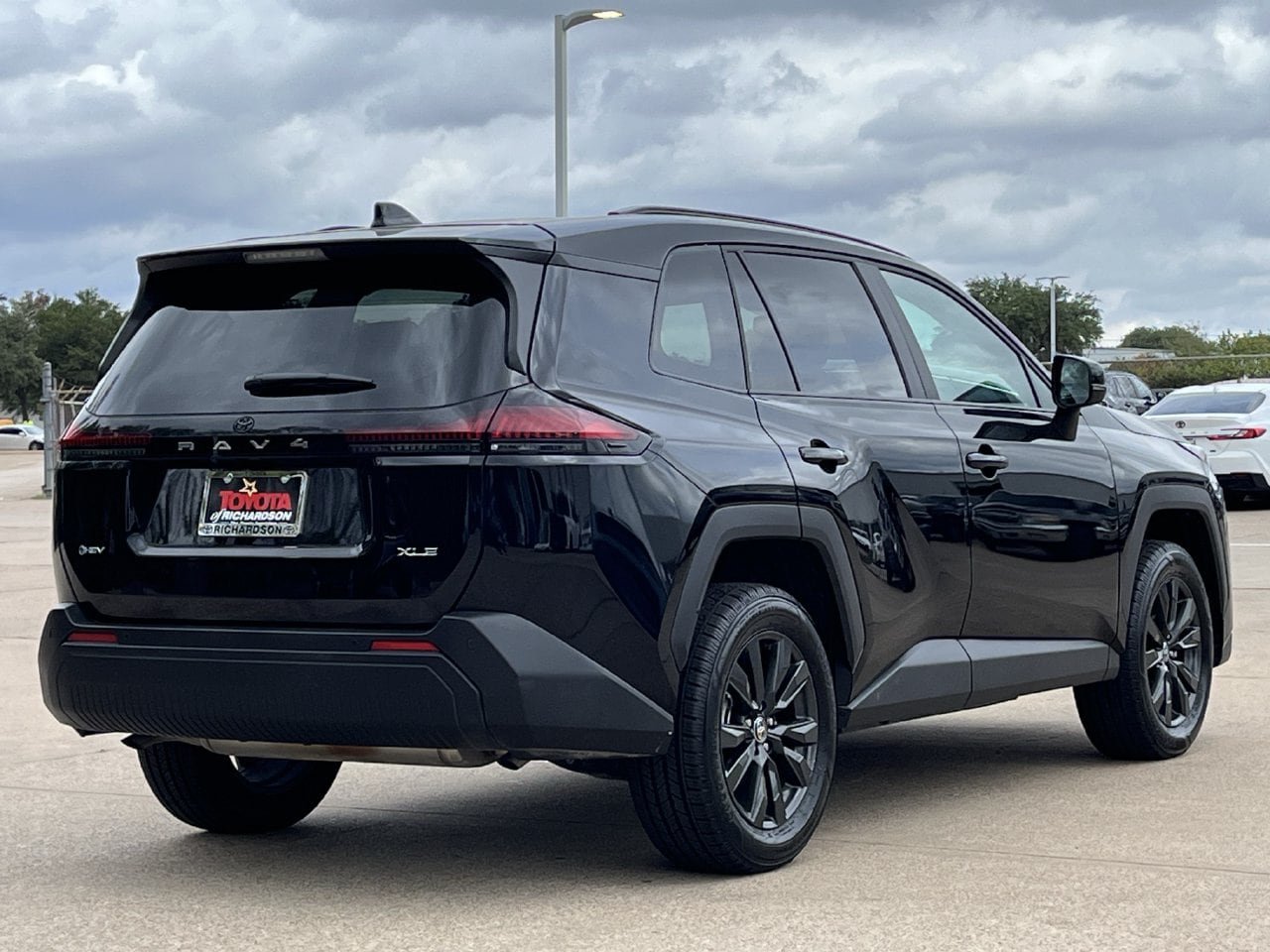 Used 2026 Toyota RAV4 XLE Premium FWD image 4