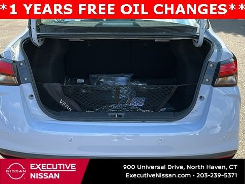 New 2025 Nissan Versa SR w/ Trunk Package image 24
