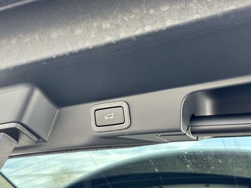 Used 2022 Land Rover Range Rover Sport HSE Dynamic image 34