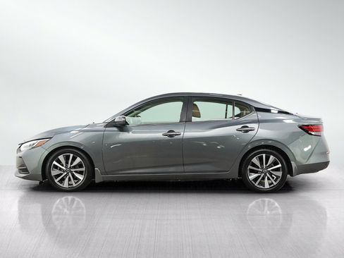 Used 2020 Nissan Sentra SV w/ SV Premium Package FWD image 2