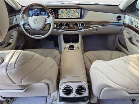 Used 2015 Mercedes-Benz S 550 Sedan image 15