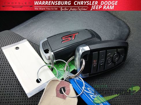 Used 2020 Ford Edge ST w/ Equipment Group 401A AWD/4WD image 29
