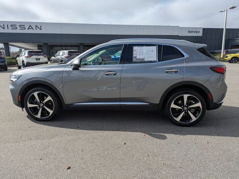 Used 2022 Buick Envision Essence w/ Technology Package I image 7