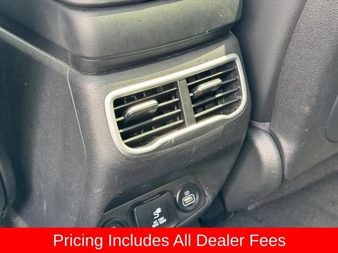 Used 2023 Hyundai Santa Fe Limited AWD/4WD image 13