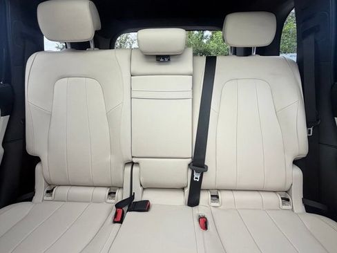 Used 2023 Mercedes-Benz EQB 300 4MATIC image 16