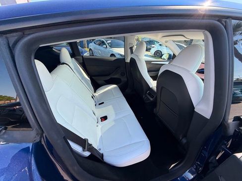 Used 2023 Tesla Model Y Long Range image 28