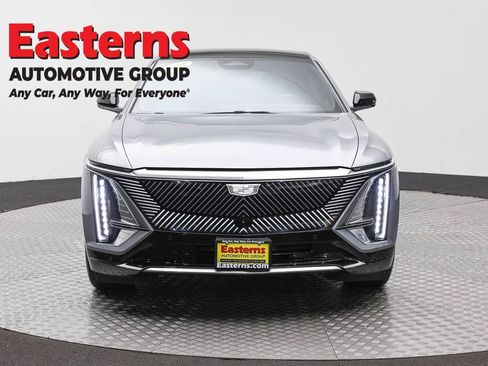 Used 2024 Cadillac Lyriq Luxury RWD image 2