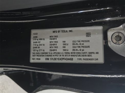 Used 2023 Tesla Model 3 Standard Range image 33