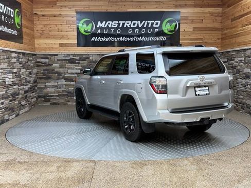 Used 2022 Toyota 4Runner SR5 Premium AWD/4WD image 7