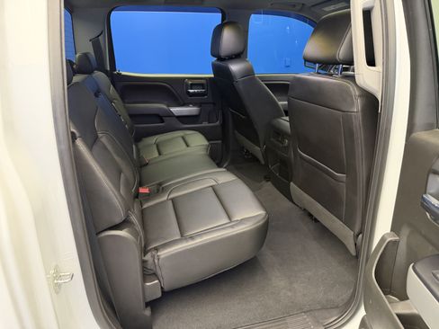 Used 2018 Chevrolet Silverado 1500 LTZ Z71 w/ LTZ Plus Package AWD/4WD image 28