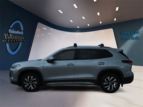 New 2025 Volkswagen Tiguan S image 7