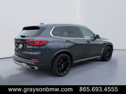 Used 2021 BMW X5 xDrive40i w/ Premium Package 2
