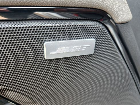 Used 2025 Chevrolet Silverado 2500 ZR2 w/ Technology Package image 32