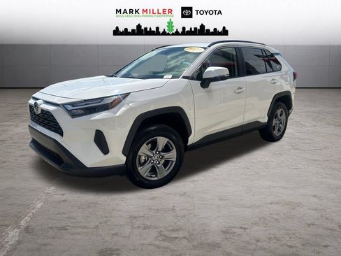 Certified 2025 Toyota RAV4 XLE w/ Convenience Package AWD/4WD image 1
